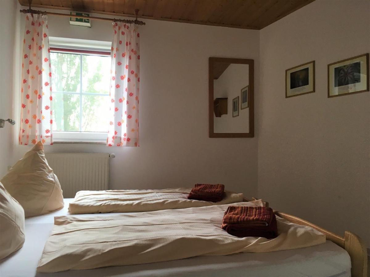 Lautersheimer Gutshof Bagian luar foto